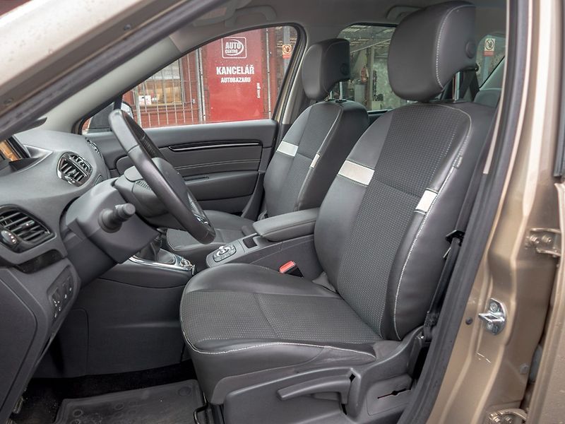 Renault Scénic (2014) 1.5DCI 81KW – NAVIGACE - fotka 13 z 51