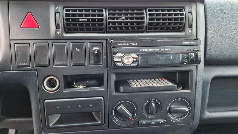 Volkswagen Caravelle 2,5 TDi 75 Kw tažné ALU - fotka 13 z 13