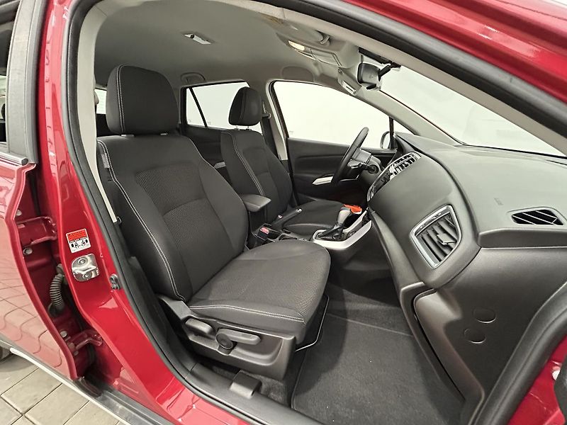 Suzuki SX4 S-Cross 1.4  4x4 Cross - fotka 35 z 51