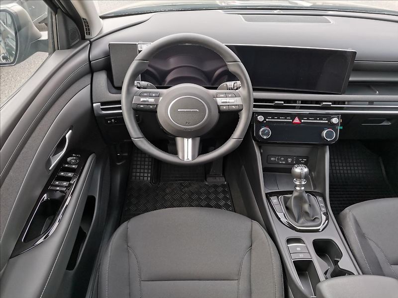 Hyundai Tucson 1,6 T-GDI STYLE - fotka 6 z 16