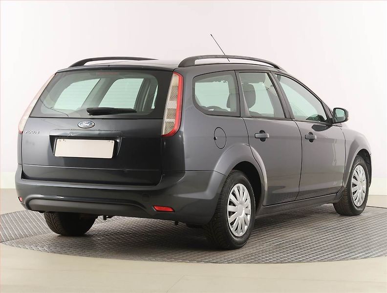 Ford Focus (2009) 1.6 16V, Serv.kniha, po STK - fotka 5 z 14
