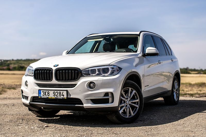 BMW X5 xDrive 30d - fotografie inzerátu