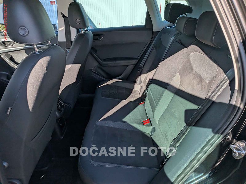 Seat Ateca (2018) 1.6TDi, Style, DSG, LED - fotka 10 z 16