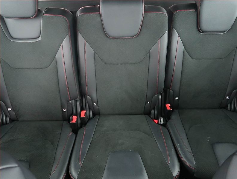 Ford S-MAX (2022) Titanium Hybrid - fotka 10 z 24