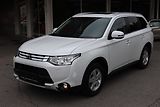Mitsubishi Outlander 2.2DI-D 4X4 7 MÍST 110kW - náhled 17