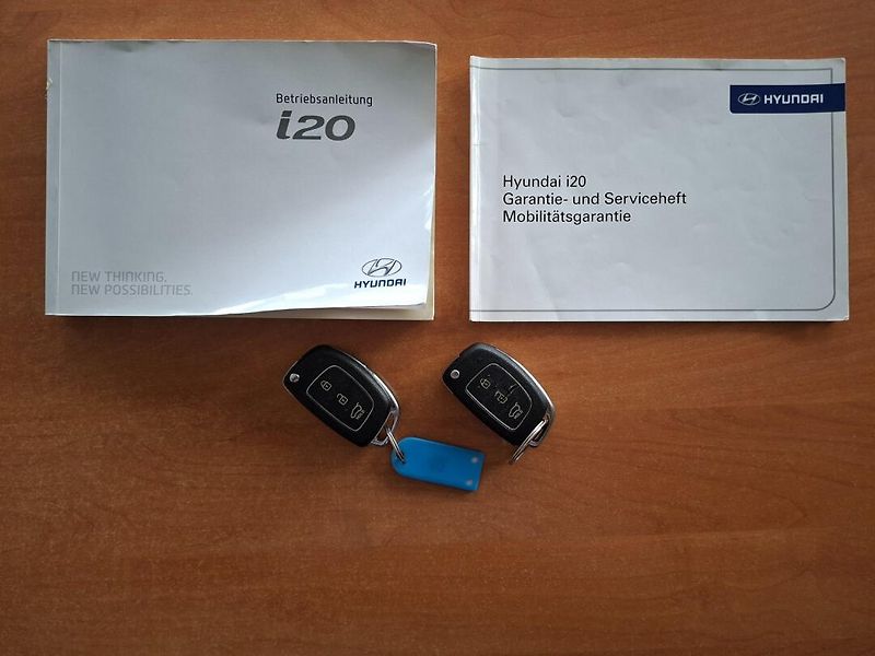 Hyundai i20 (2012) 1.2i 63kW -KLIMATIZACE-S.KNIHA - fotka 22 z 29