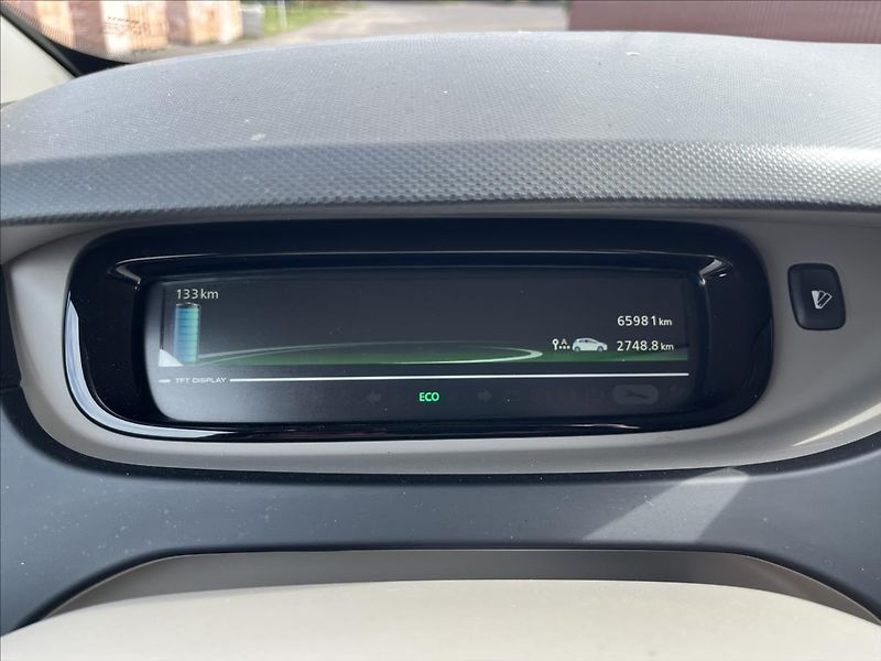 Renault ZOE . INTENS R240 KAMERA NAVI - fotka 17 z 43