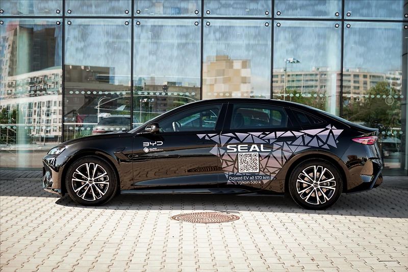 BYD Seal 170kW - 61,4 kWh  COMFORT - fotka 7 z 35