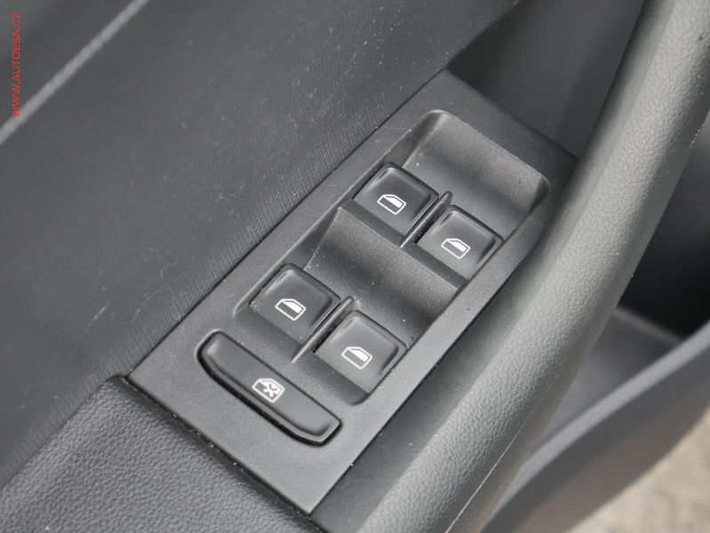 Škoda Rapid (2013) 1.6TDi, Ambition, STK4/28 - fotka 17 z 19
