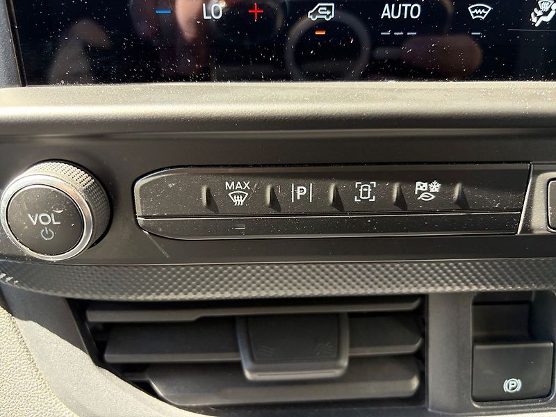 Ford Transit Custom 9- míst KOMBI L2 dvojitá klima - fotka 14 z 20