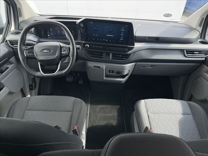 Ford Tourneo 2,0 EcoBlue AWD A8 Titanium L2 - fotka 6 z 18