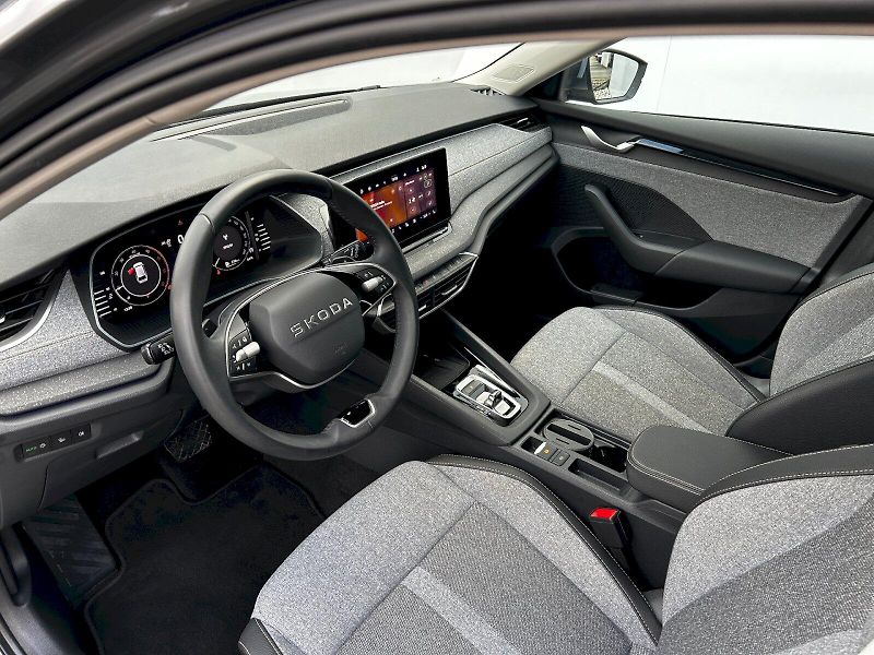 Škoda Octavia (2025) Combi 2.0 TDI 110kW DSG Top Se - fotka 23 z 35
