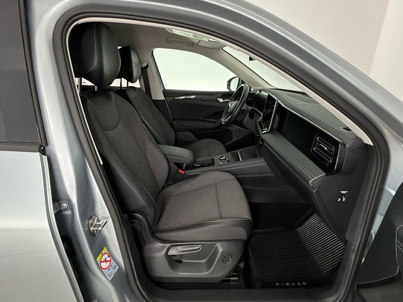 Volkswagen Tiguan People DSG - fotka 9 z 30