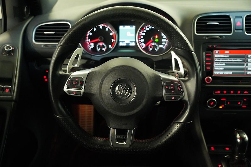 Volkswagen Golf - fotka 18 z 26