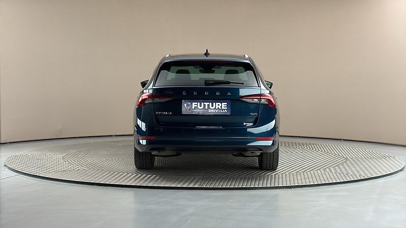 Škoda Octavia 2.0 TSI DSG 4x4 Style Combi - fotka 5 z 27