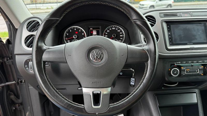 Volkswagen Tiguan (2015) 1.4TSi 90kW*Lounge*Servis*ALU* - fotka 12 z 23