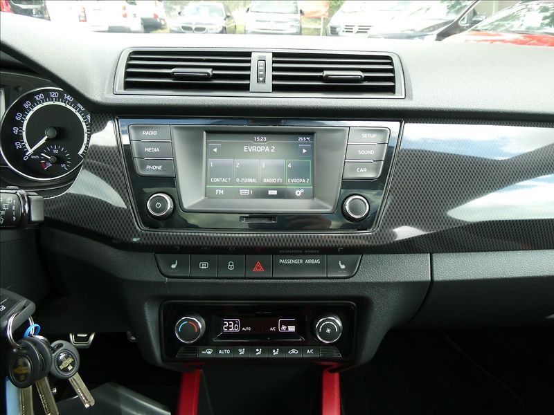 Škoda Fabia 1,2 TSI 81kW Monte Carlo, ČR - fotka 34 z 48
