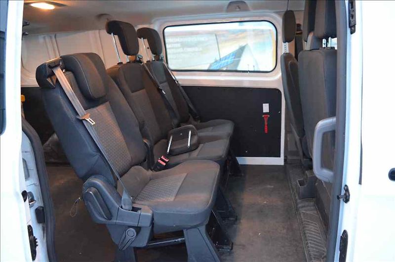 Ford Transit (2022) CUSTOM 2,0 D - fotka 14 z 16