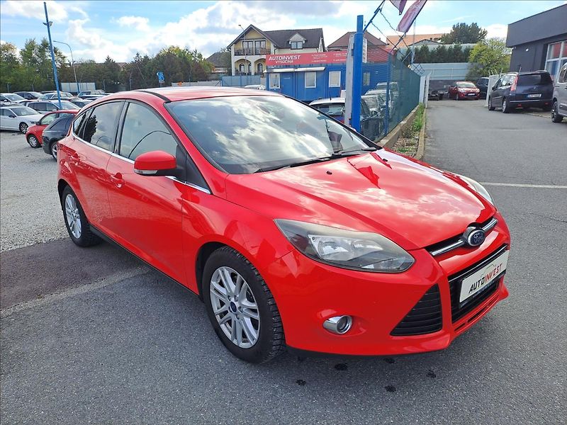 Ford Focus 1,6 EcoBoost 110kw - fotka 3 z 17