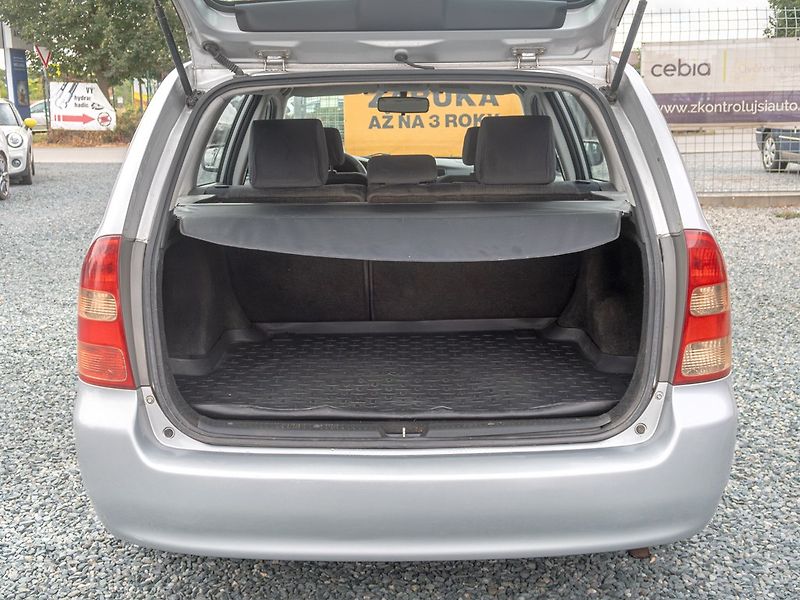 Toyota Corolla (2003) ČR 1.6i 16V 81KW – 2x PNEU - fotka 30 z 36