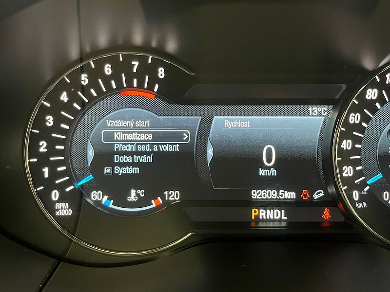 Ford S-MAX 2,5 HEV ST-Line - fotka 13 z 68