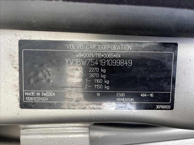 Volvo V70 2,0 d 100kw Momentum Kinetic o - fotka 23 z 31