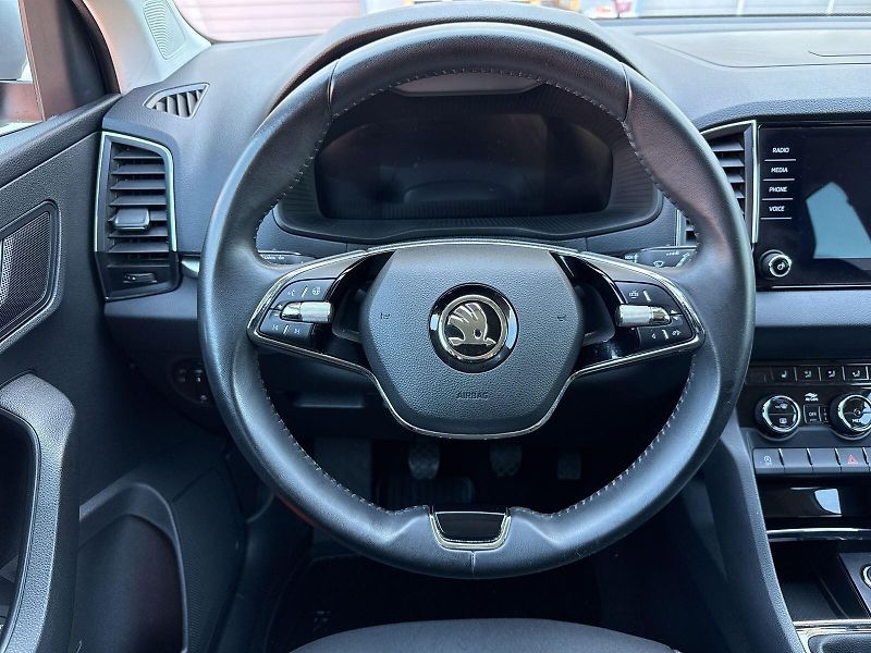 Škoda Karoq (2023) 1.5 TSI Ambition - fotka 10 z 30