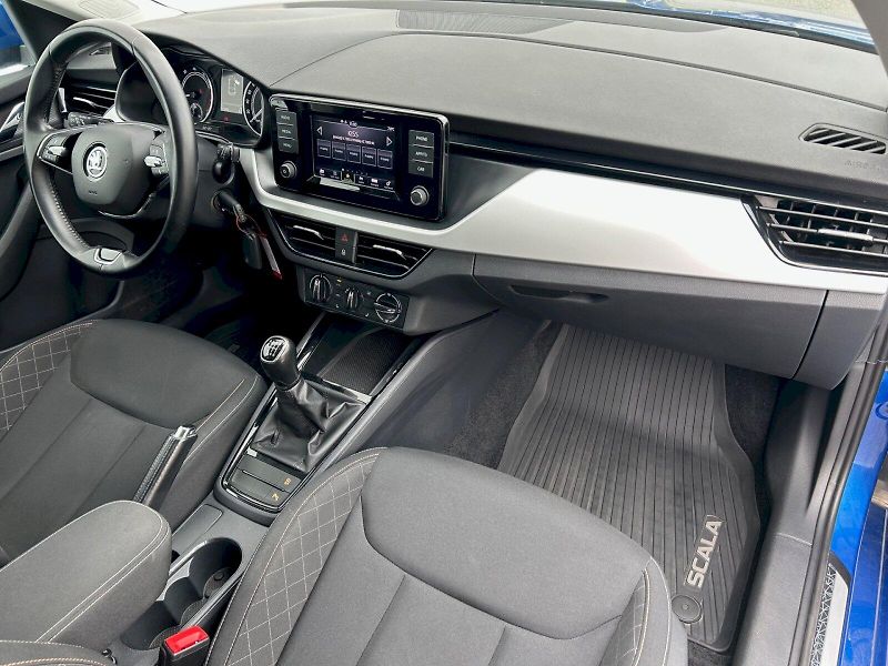 Škoda Scala (2021) Ambition 1.0 TSI 81 kW - fotka 15 z 27