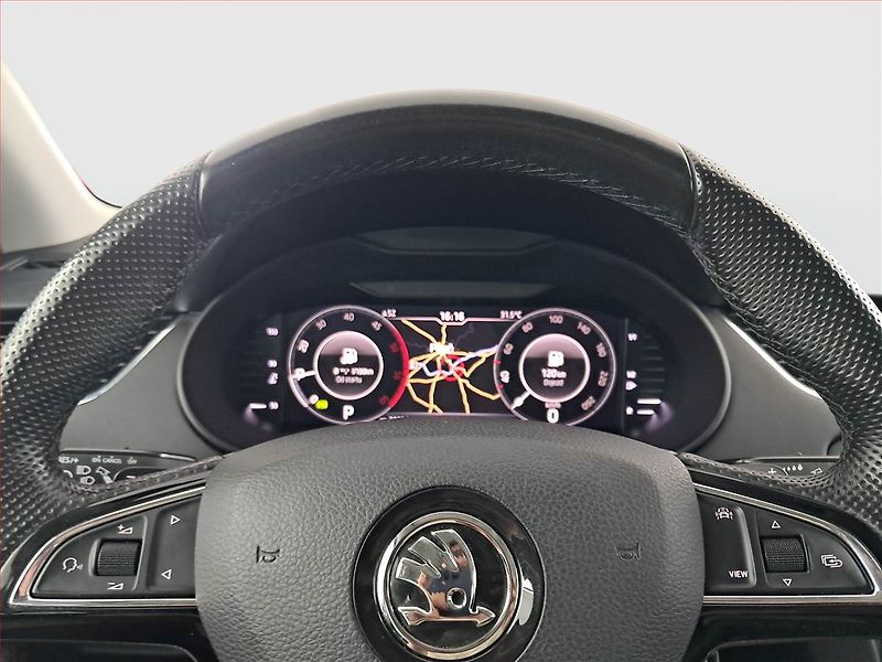 Škoda Octavia (2019) Style 1.6 TDI, Automat, Kůže - fotka 17 z 21