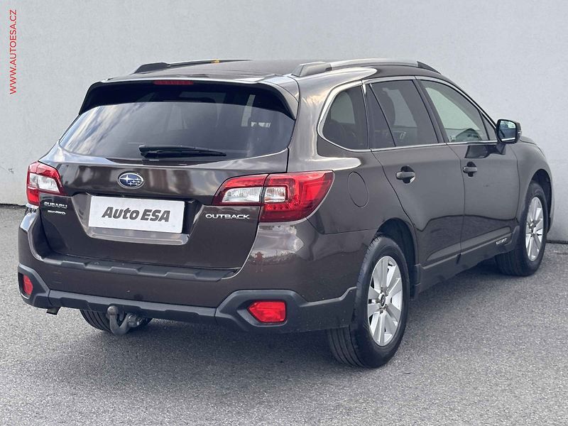 Subaru Outback (2017) 2.5i 4x4, 2.maj,ČR, AT, kůže - fotka 6 z 17