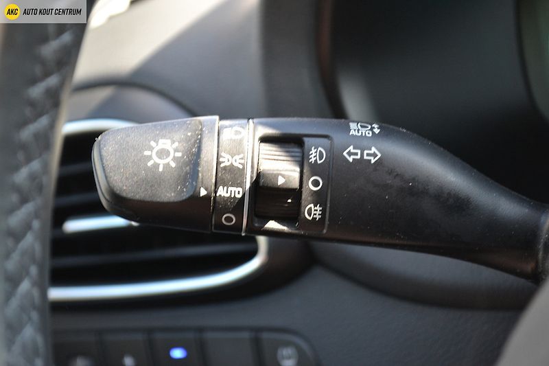Hyundai i30 WG 1,5I MT SMART FL NAVI - fotka 33 z 45