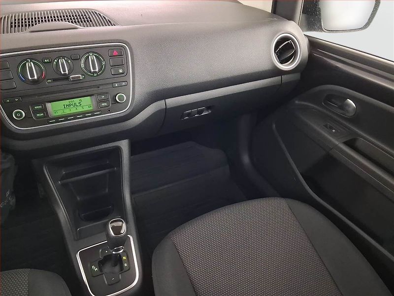 Škoda Citigo (2012) 1.0 MPI, Automat - fotka 8 z 18