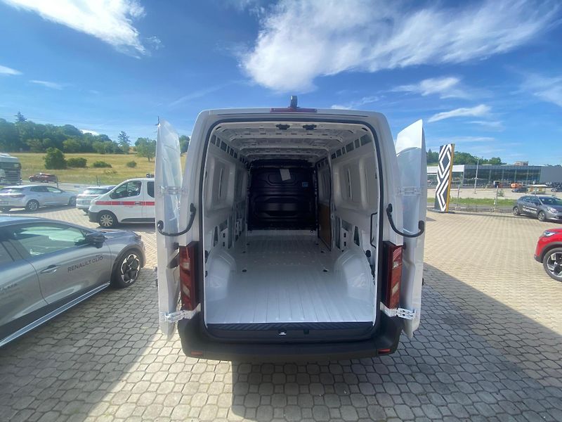 Renault Master (2026) L3H2P3 Blue dCi 150 Extra Euro - fotka 23 z 28