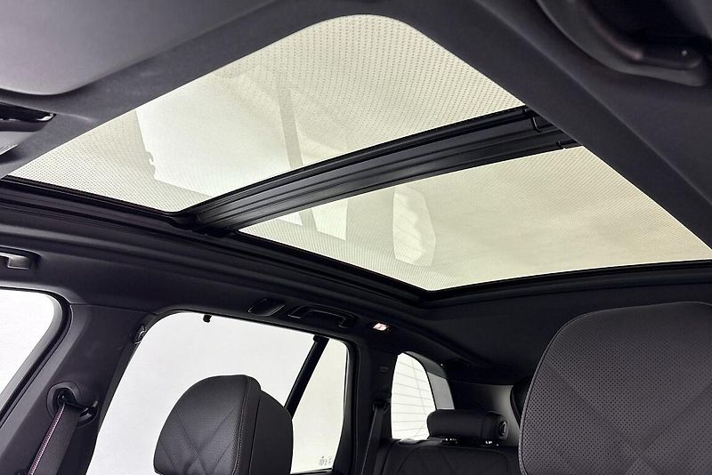 BMW X5 xDrive40i - fotka 18 z 29