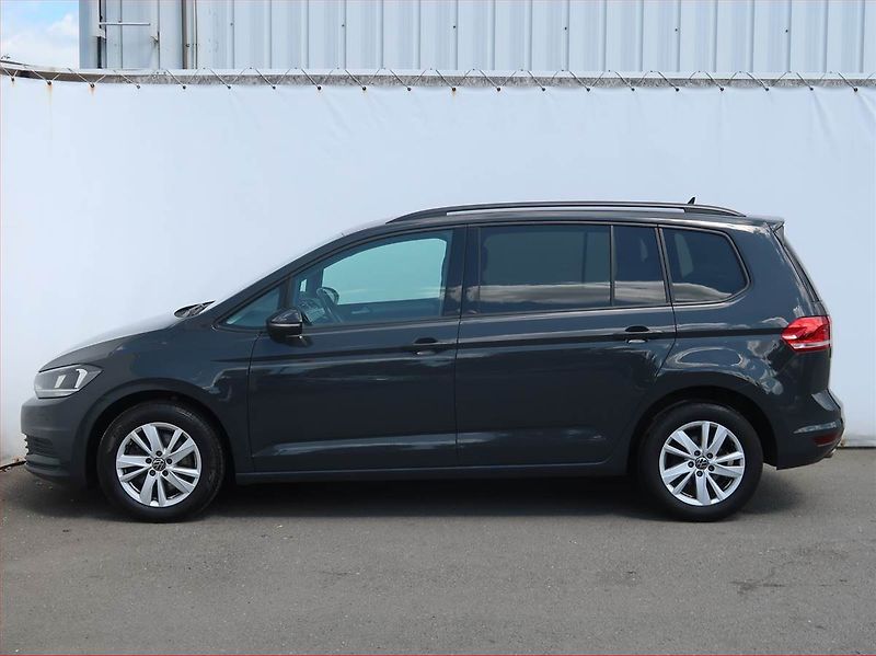 Volkswagen Touran (2020) Comfortline 2.0 TDI - fotka 3 z 21