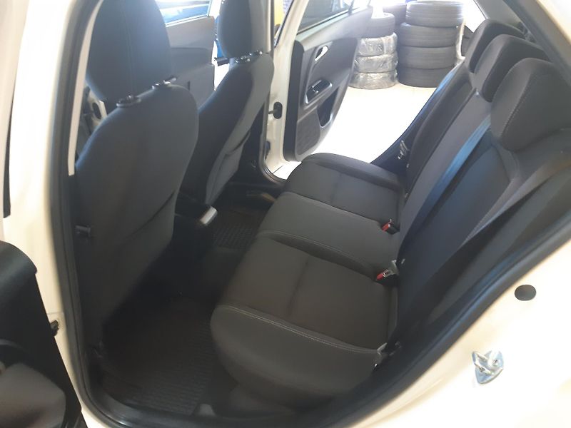 Fiat Tipo 1.3MultiJet DIGIKLIMA LED NAVI - fotka 19 z 26