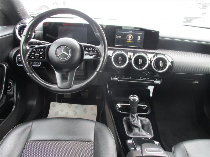 Mercedes-Benz CLA 1,5 180D, digiklima,servis, - fotka 15 z 51