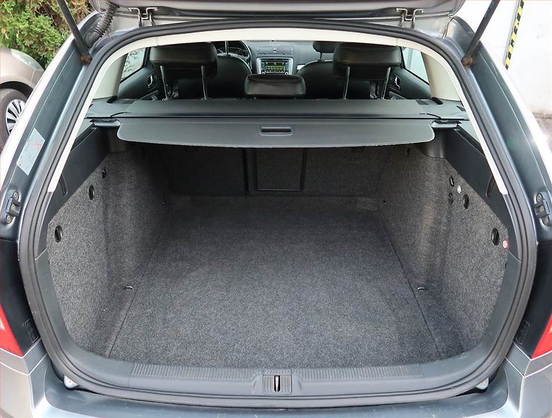 Škoda Octavia (2012) 1.4 TSI, Navi, Tempomat - fotka 13 z 21