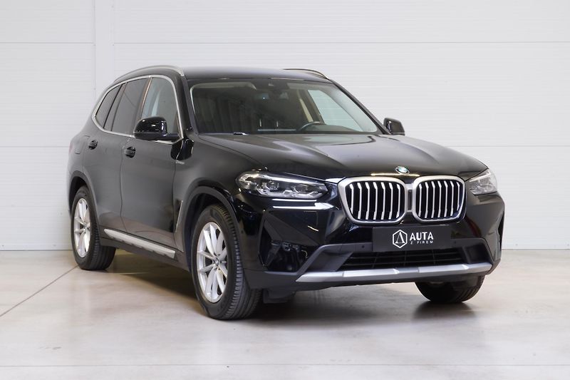 BMW X3 Xdrive20i,ČR,Kamera,Vyhř.volan - fotka 3 z 32