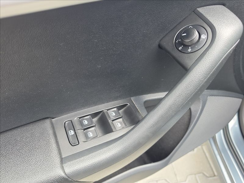 Škoda Octavia III 1,0 TSi 85KW Ambition - fotka 14 z 44