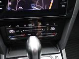 Volkswagen Passat 2,0 TDI 110kW Elegance DSG DPH - náhled 28