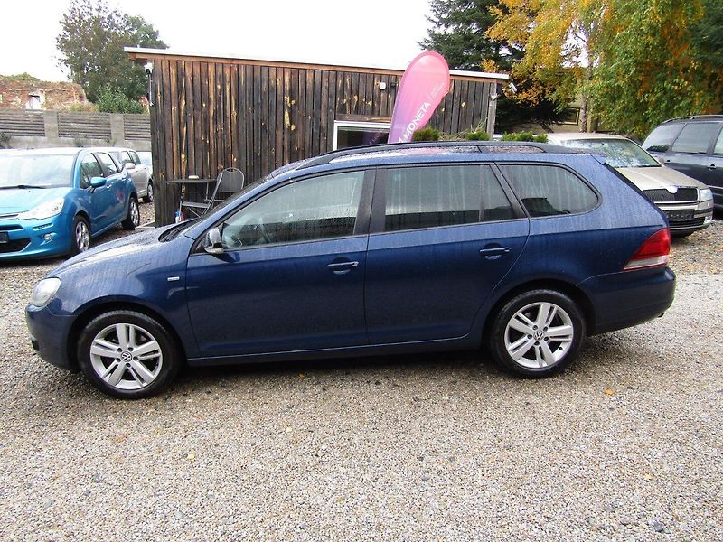 Volkswagen Golf (2012) 1.2 TSI 77kW - fotka 3 z 33