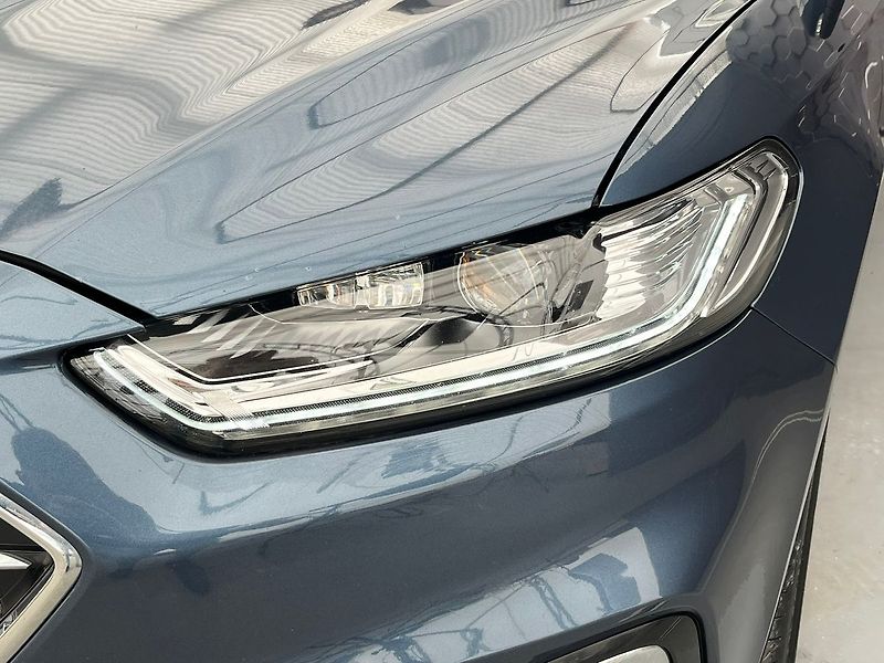 Ford Mondeo 2.0 EB 140 kW Titanium servis - fotka 44 z 49