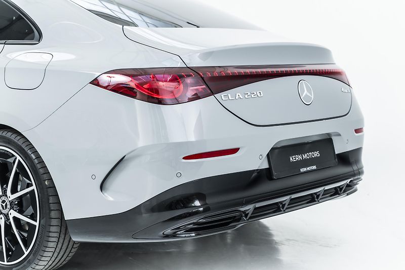 Mercedes-Benz CLA 220 AMG*4MATI*Superscreen*Pano - fotka 38 z 38