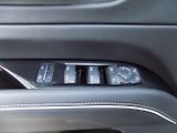 Cadillac Escalade (2022) 6.2/V8/4WD/Sport Platinum/ČR/ - náhled 24