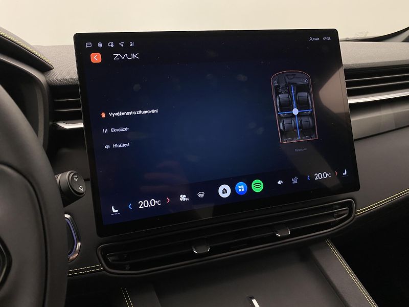 Lynk & Co 01 (2025) CORE PHEV AUT CZ 1.maj - fotka 68 z 95