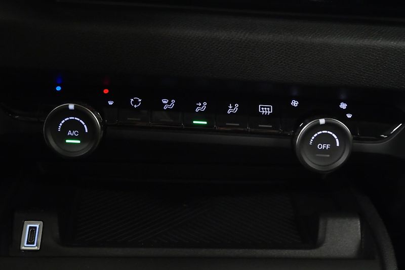 Citroën C4 - fotka 22 z 25