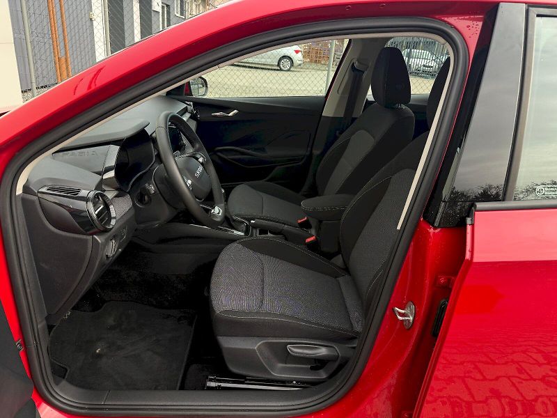 Škoda Fabia (2025) 1.0 TSI 70 kW Selection - fotka 7 z 21