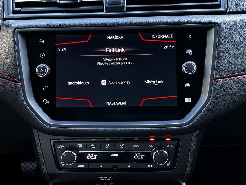 Seat Arona (2020) 1.5 TSI 110 kW FR - fotka 20 z 35