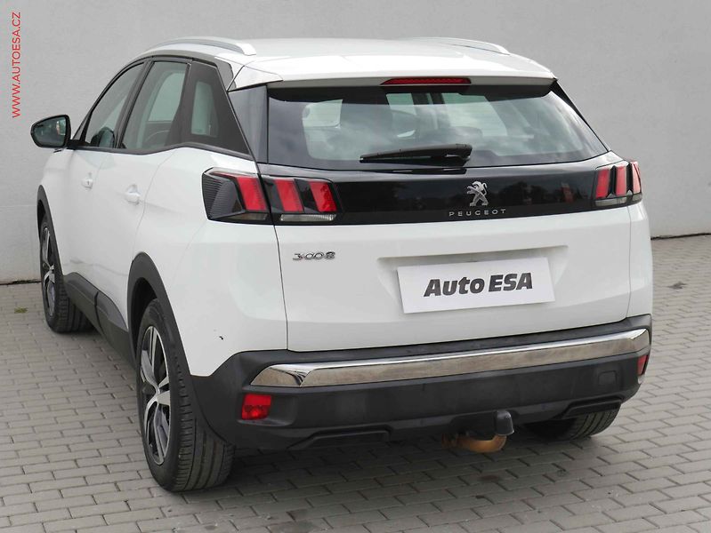 Peugeot 3008 (2018) 1.5HDi, 1.maj,ČR, Active, TZ - fotka 6 z 18